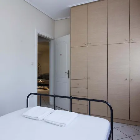 Apartment Elegant Spacious 2bd With Balcony In Petralona *