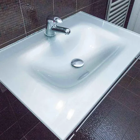 Apartment Elegant Spacious 2bd With Balcony In Petralona Athens
