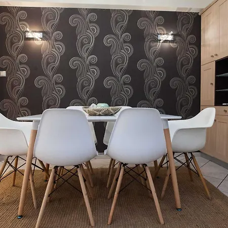 Elegant Spacious 2bd With Balcony In Petralona Apartment Athens
